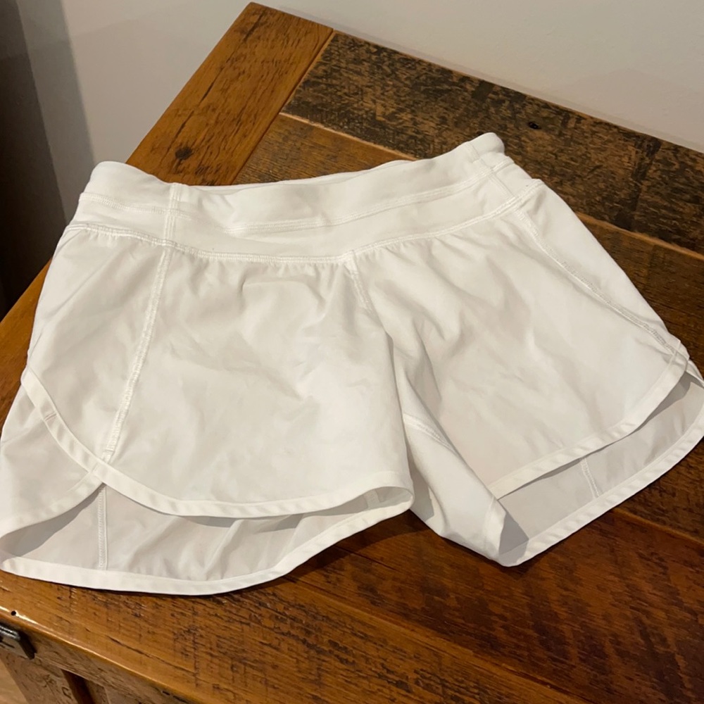 Ivivva girls size 10 white shorts